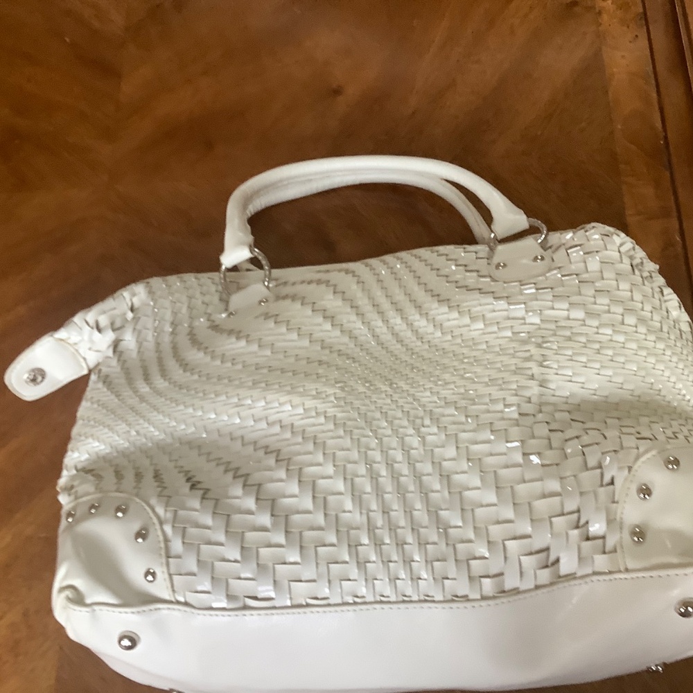 WHBM WHITE  LEATHER Bag/TOTE NWT - Picture 2 of 10